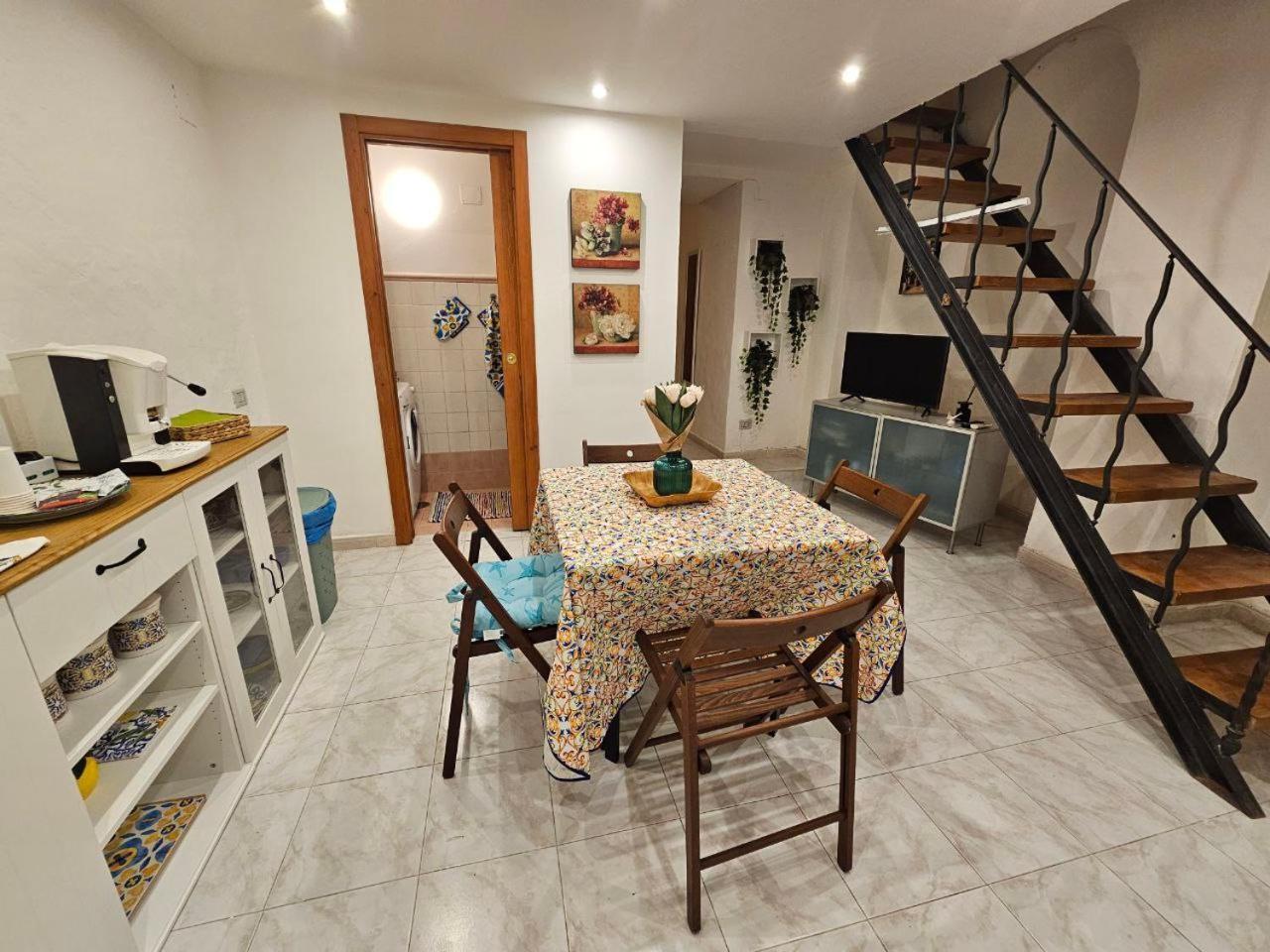 La Maison Bouganville Salerno Exteriér fotografie
